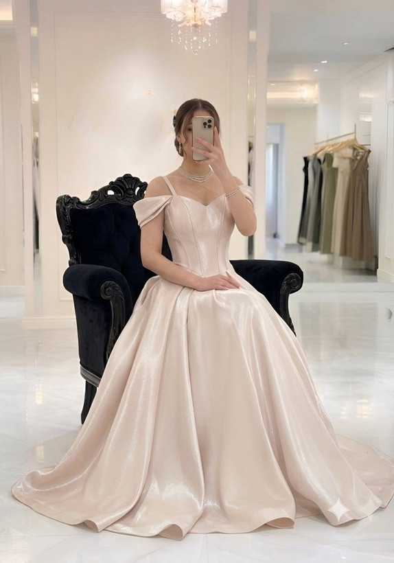پیراهن مجلسی مدل بهاره تا سایز 48